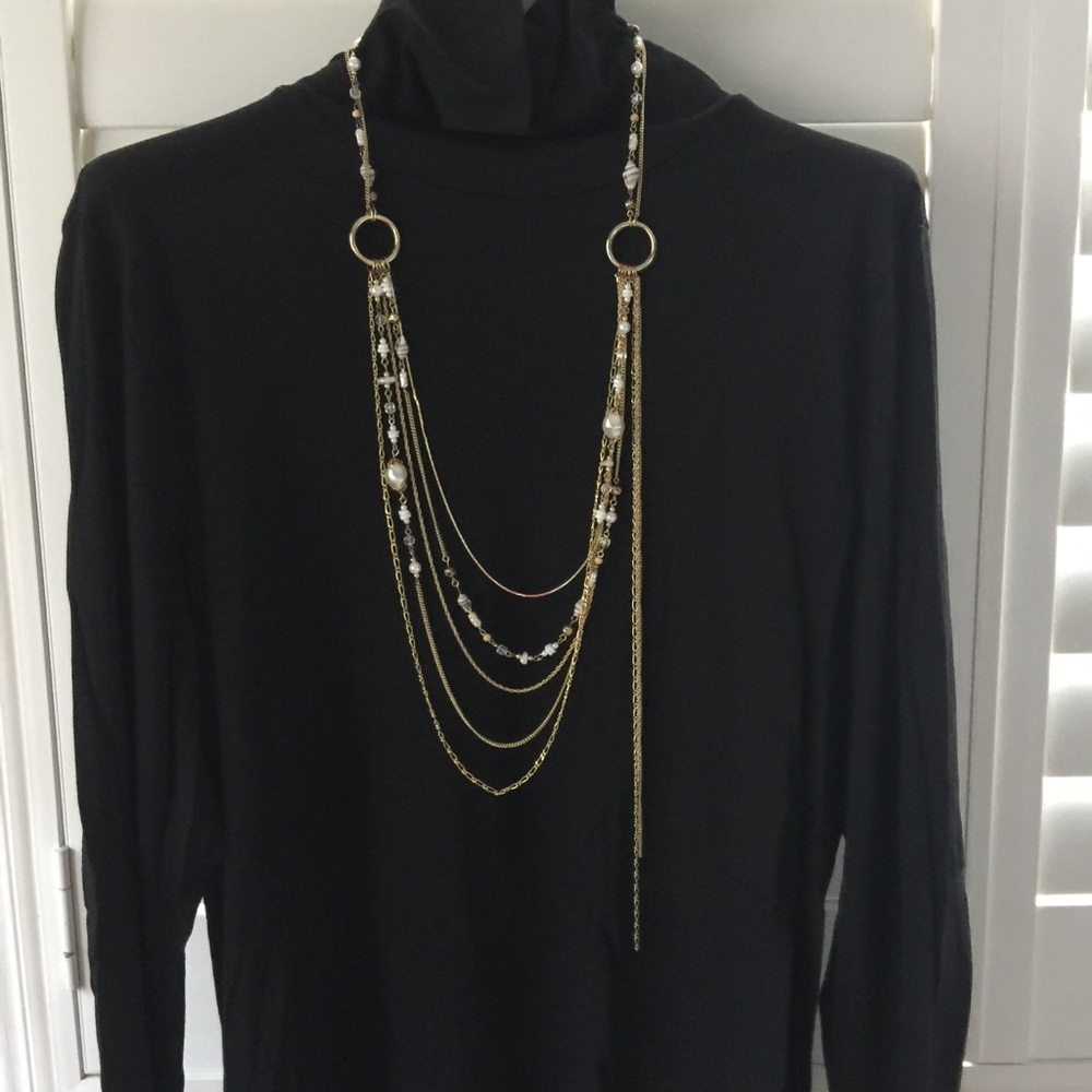 ✨4/$20 SALE! Gold plated statement necklace